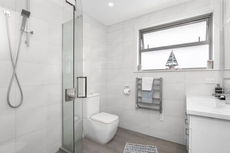 Photo of property in 1/331 Royal Road, Massey, Auckland, 0614