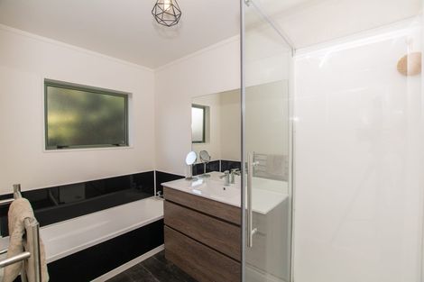 Photo of property in 77 Blake Boulevard, Papamoa Beach, Papamoa, 3118