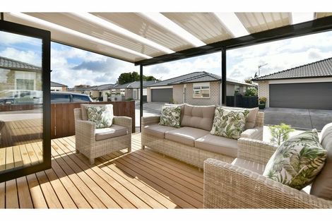 Photo of property in 3 Waitaha Close, Orewa, 0931