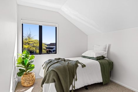 Photo of property in 4/48 Schnapper Rock Road, Schnapper Rock, Auckland, 0632