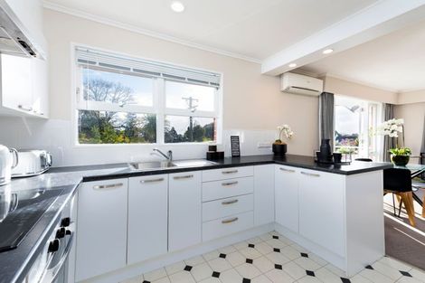 Photo of property in 12c Dorchester Street, Meadowbank, Auckland, 1072