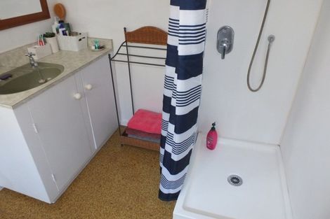 Photo of property in 20 Marine Parade South, Foxton Beach, Foxton, 4815