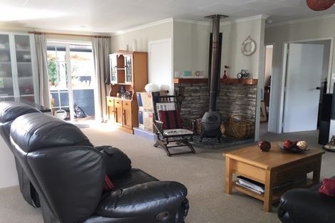 Photo of property in 12 Hicks Crescent, Waikanae Beach, Waikanae, 5036