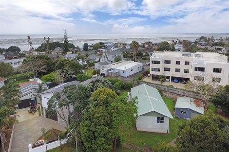 Photo of property in 11 Litchfield Place, Clarks Beach, 2122