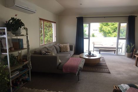 Photo of property in 5 Alfred Street, Northcote Point, Auckland, 0627