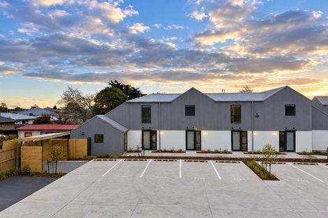 Photo of property in 4/30 Frederick Street, Waltham, Christchurch, 8011