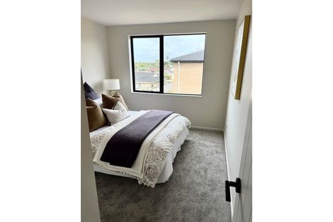 Photo of property in 313c Bucklands Beach Road, Bucklands Beach, Auckland, 2012