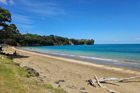 Photo of property in 17b Arkles, Arkles Bay, Whangaparaoa, 0932