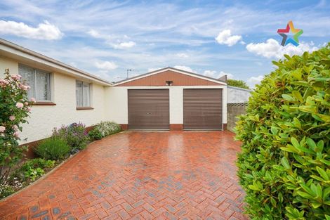 Photo of property in 49 Mauchline Street, Wallacetown, 9816