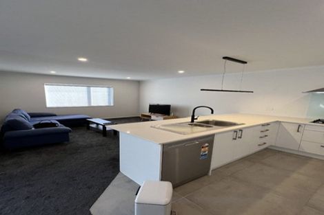 Photo of property in 36 Whareatua Avenue, Takanini, 2112