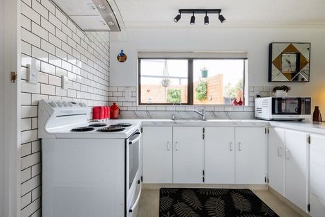 Photo of property in 28a Fort Street, Cambridge, 3434