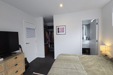 Photo of property in 33 Drysdale Road, Jacks Point, 9371