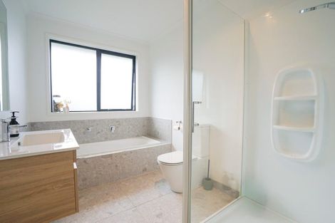 Photo of property in 40 Calder Crescent, Pokeno, 2402