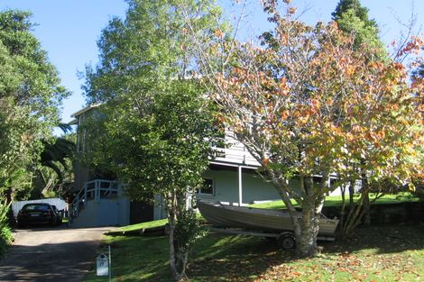 Photo of property in 19 Wirihana Road, Titirangi, Auckland, 0604