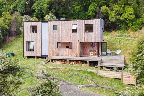 Photo of property in 41 Aylmers Valley Road, Akaroa, 7520