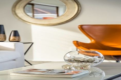 Photo of property in 2/101 Sylvan Avenue, Northcote, Auckland, 0627