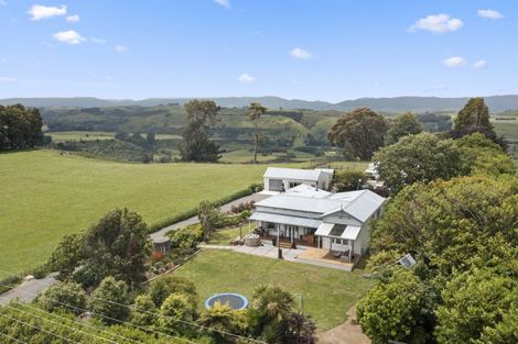 Photo of property in 2778 Kimbolton Road, Kimbolton, Feilding, 4777