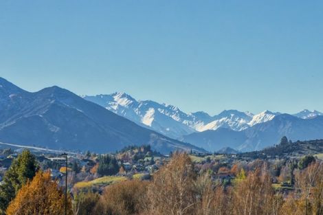 Photo of property in 23 Little Alpha Loop, Wanaka, 9305