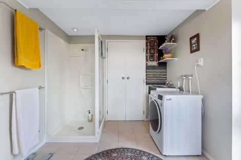 Photo of property in 1/207 Glamorgan Drive, Torbay, Auckland, 0630