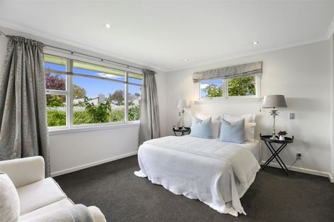 Photo of property in 9 Oakfield Street, Burnside, Christchurch, 8053