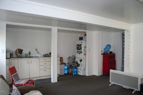 Photo of property in 17 Holland Road, Hillcrest, Auckland, 0627