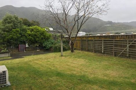 Photo of property in 65 Riverside Drive, Waiwhetu, Lower Hutt, 5010