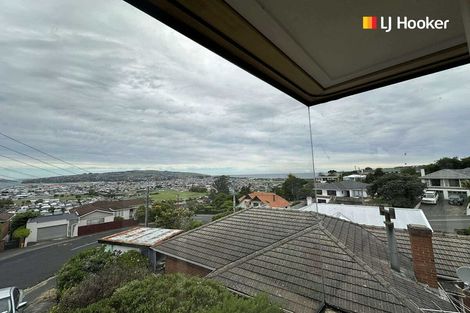 Photo of property in 32 Bangor Terrace, Kew, Dunedin, 9012