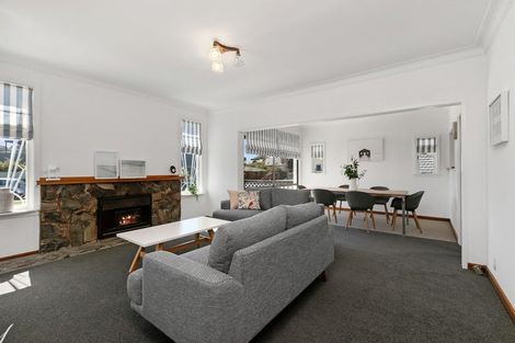 Photo of property in 4 Pitau Road, Mount Maunganui, 3116