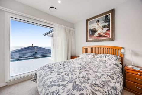Photo of property in 63 Milford Road, Milford, Auckland, 0620