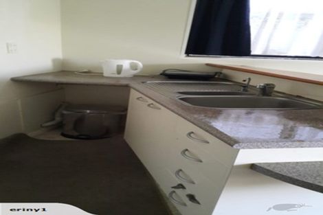 Photo of property in 2/523 Glenfield Road, Glenfield, Auckland, 0629