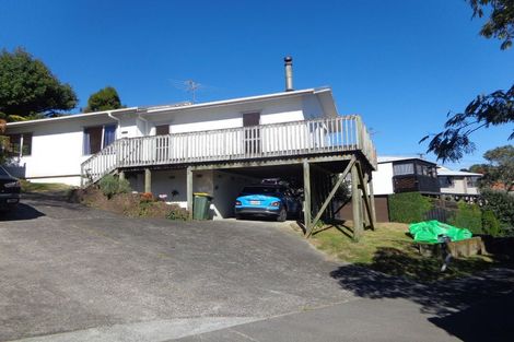 Photo of property in 42 Lilburn Crescent, Massey, Auckland, 0614