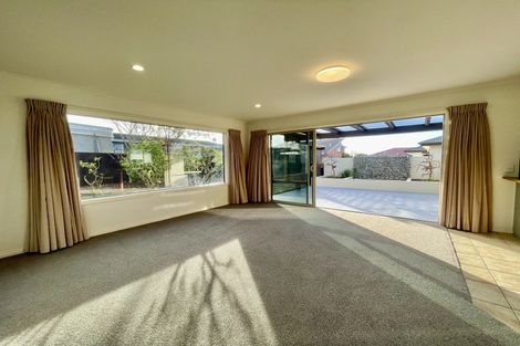 Photo of property in 2a Chateau Close, Gleniti, Timaru, 7910