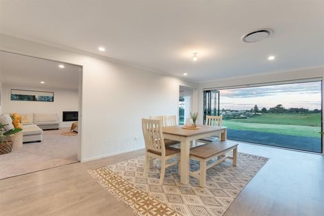 Photo of property in 43 Norm Freeman Drive, Te Puke, 3119
