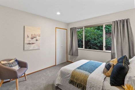 Photo of property in 5 Lowry Avenue, Redwood, Christchurch, 8051