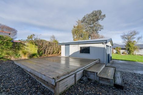 Photo of property in 15 Mary Street, Winton, 9720