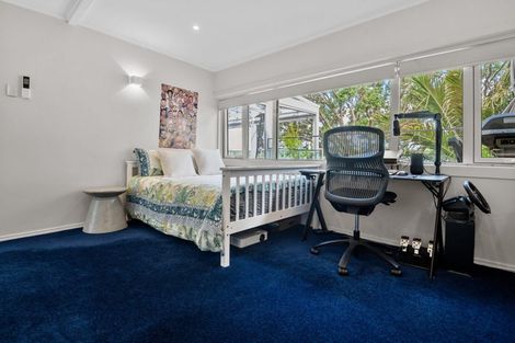 Photo of property in 59 Pohutukawa Avenue, Shelly Park, Auckland, 2014