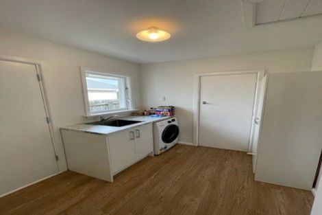 Photo of property in 32 Tintern Avenue, Avonhead, Christchurch, 8042