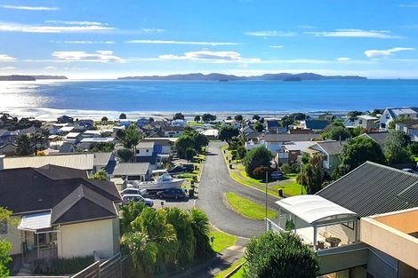 Photo of property in 37 Merehai Place, Snells Beach, 0920