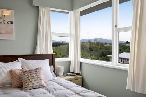 Photo of property in 33 Belair Avenue, Blagdon, New Plymouth, 4310