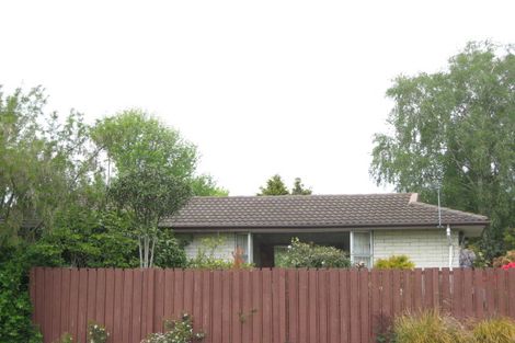 Photo of property in 8 Mulberry Place, Redwood, Christchurch, 8051