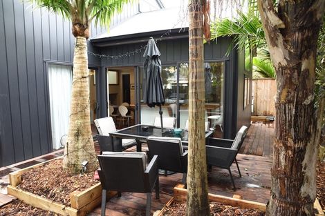 Photo of property in 171a Beach Haven Road, Beach Haven, Auckland, 0626