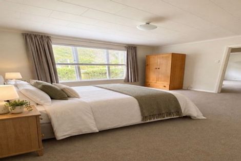 Photo of property in 172 Main Road South, Raumati South, Paraparaumu, 5032
