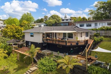 Photo of property in 63 Vandeleur Avenue, Birkdale, Auckland, 0626