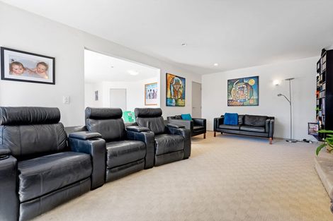 Photo of property in 2/6 Crete Avenue, Milford, Auckland, 0620