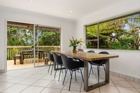 Photo of property in 5 Surville Place, Mairangi Bay, Auckland, 0630