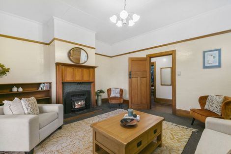 Photo of property in 45 Palliser Road, Roseneath, Wellington, 6011