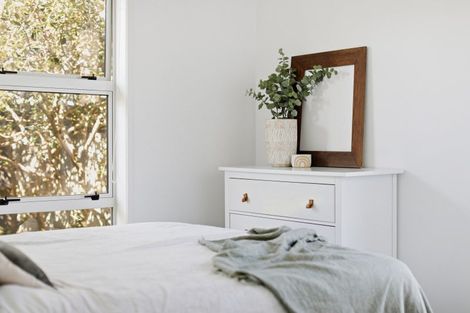 Photo of property in 42 Butterworth Crescent, Papamoa Beach, Papamoa, 3118