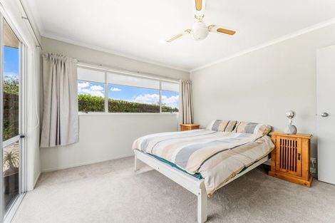 Photo of property in 12 Rishworth Avenue, Stanmore Bay, Whangaparaoa, 0932