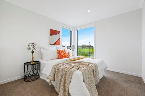 Photo of property in 26 Rauriki Lane, Rosehill, Papakura, 2113