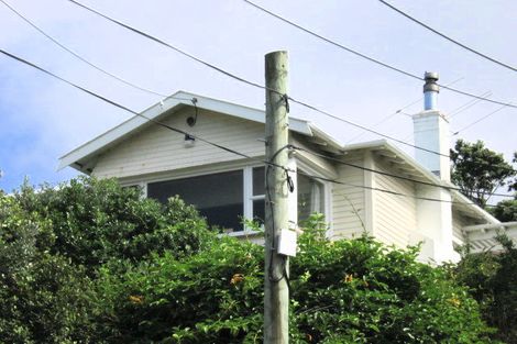 Photo of property in 54d Severn Street, Island Bay, Wellington, 6023